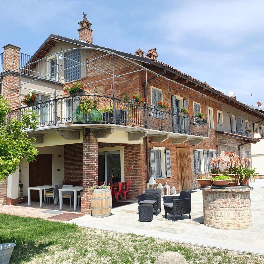 Agriturismo Cascina Sciulun Monforte D'Alba Exterior photo