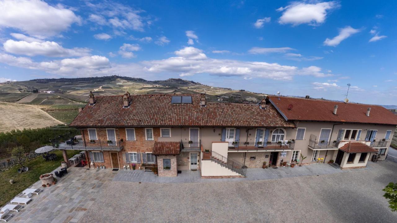 Agriturismo Cascina Sciulun Monforte D'Alba Exterior photo