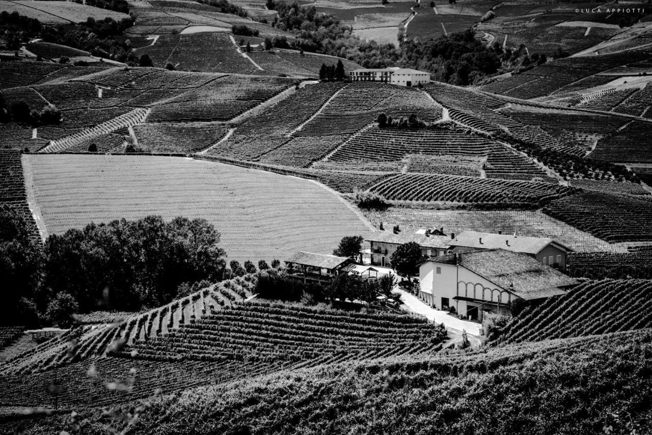 Agriturismo Cascina Sciulun Monforte D'Alba Exterior photo